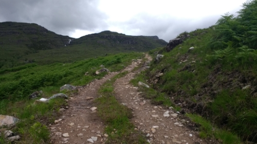 Track up to bothy