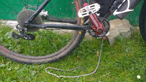 Snapped chain